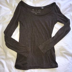Long sleeve brown scoop neck